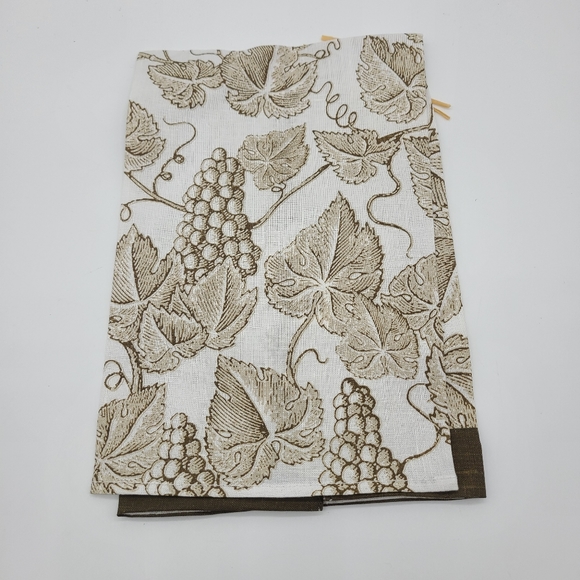 Mud Pie Grapevine Linen Towels - Picture 4 of 7